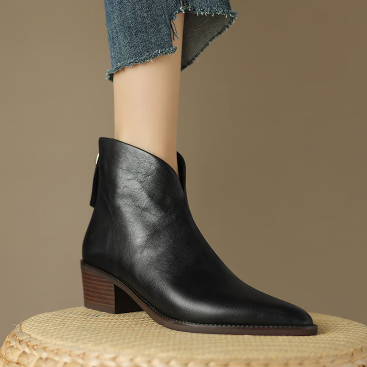 CAMILLE | LUXURIOSE STIEFELETTEN MIT NIEDRIGEM  ABSATZ