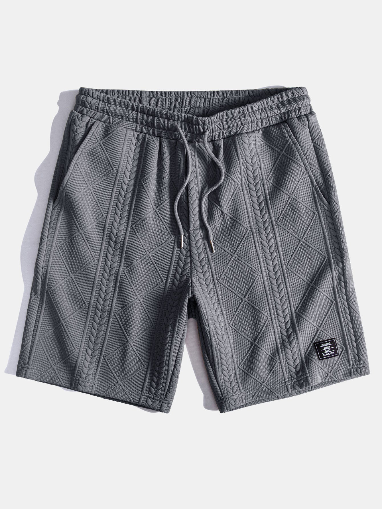 Kurzärmeliges geometrisches Jacquard-T-Shirt mit abgerundetem Saum & Shorts