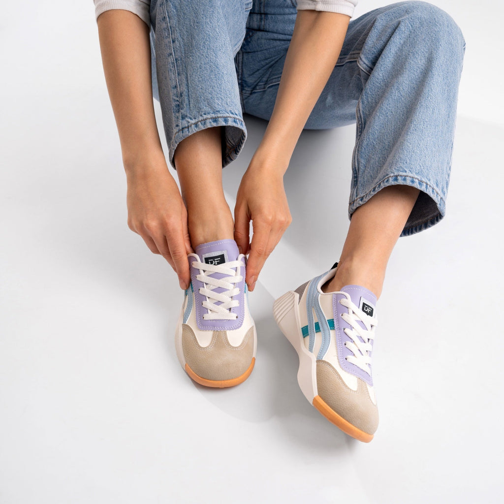 Damen Schnürung Streifen Detail Freizeit Sneaker