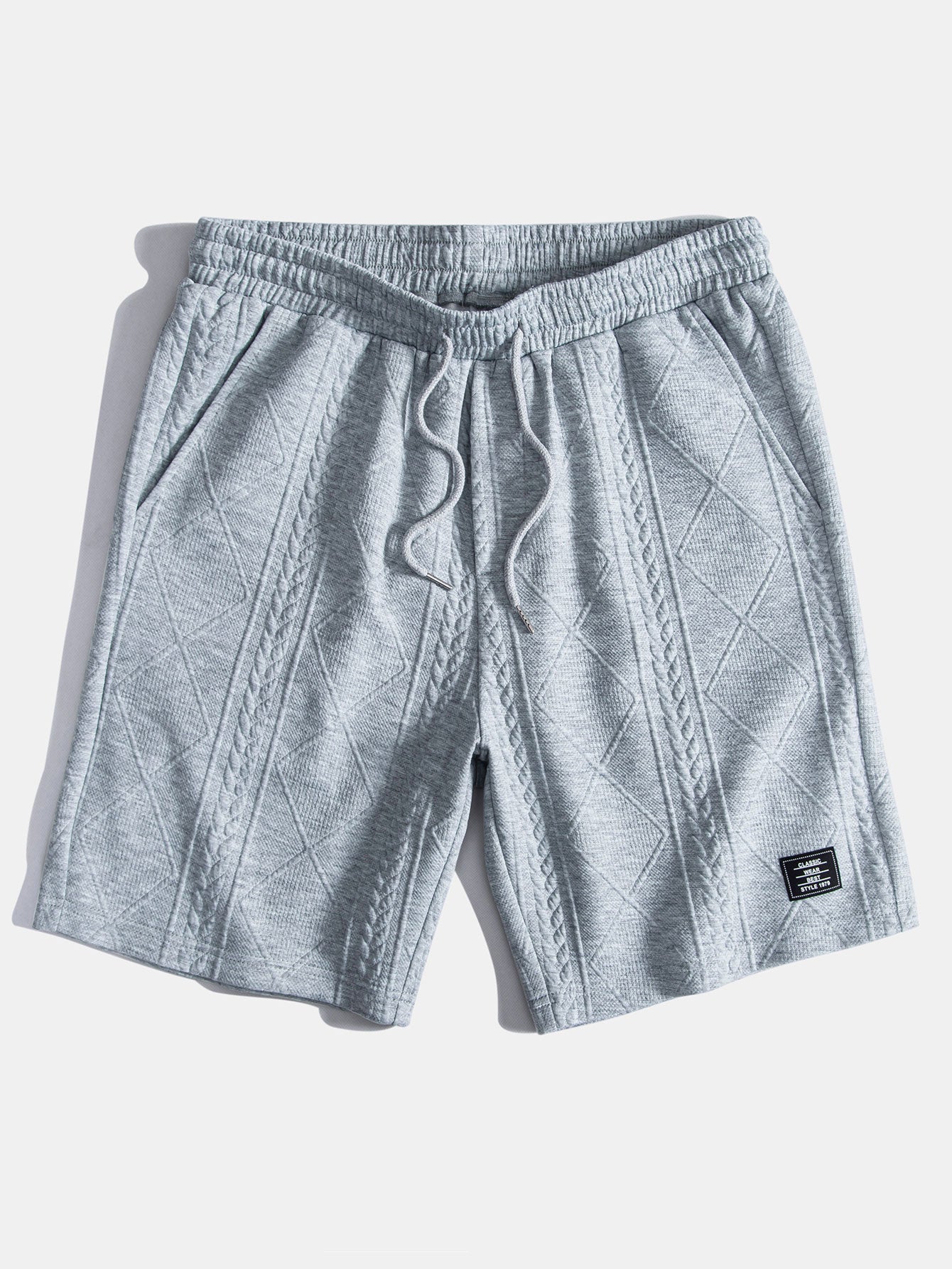 Kurzärmeliges geometrisches Jacquard-T-Shirt mit abgerundetem Saum & Shorts