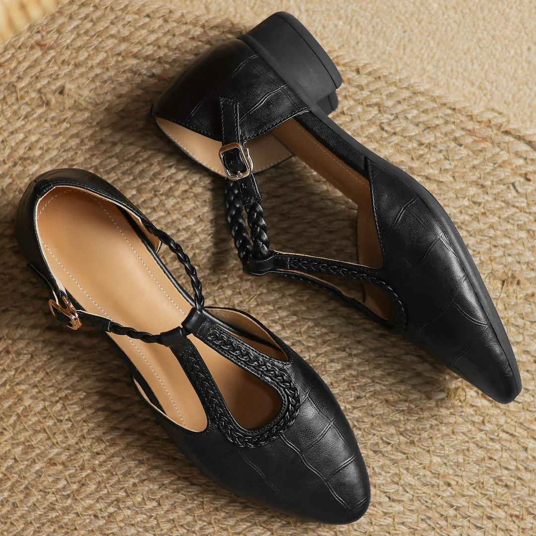Astrid – Klassischer Lederschuh mit geflochtenem T-Riemen