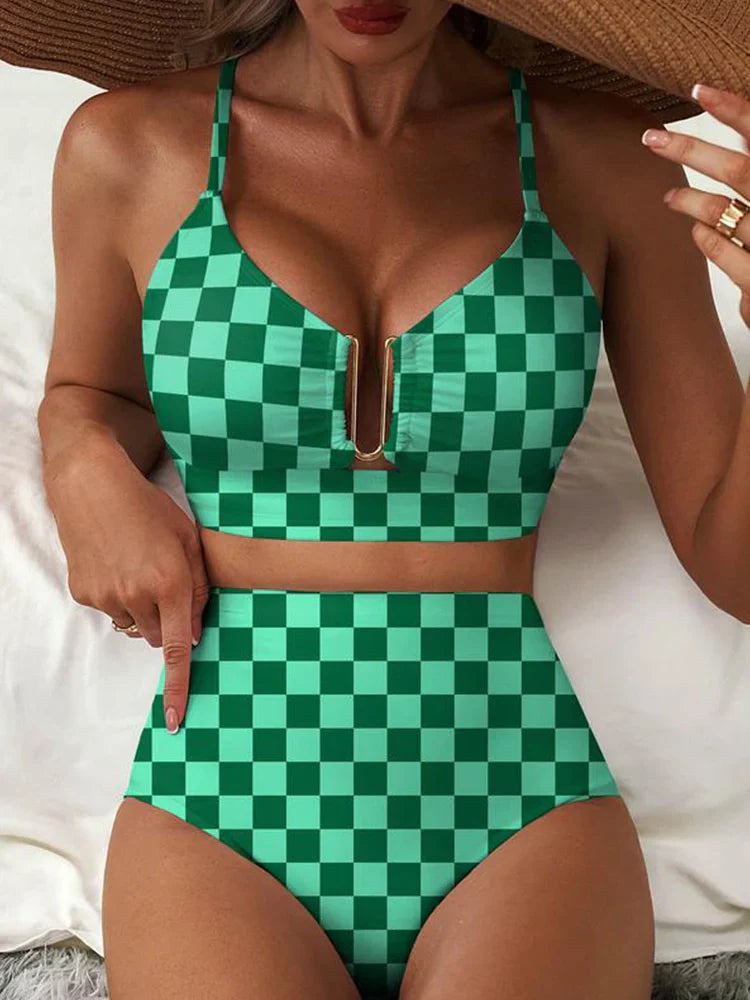 Clara | Zweiteiliger Bikini mit U-Bügel und Cut-Out