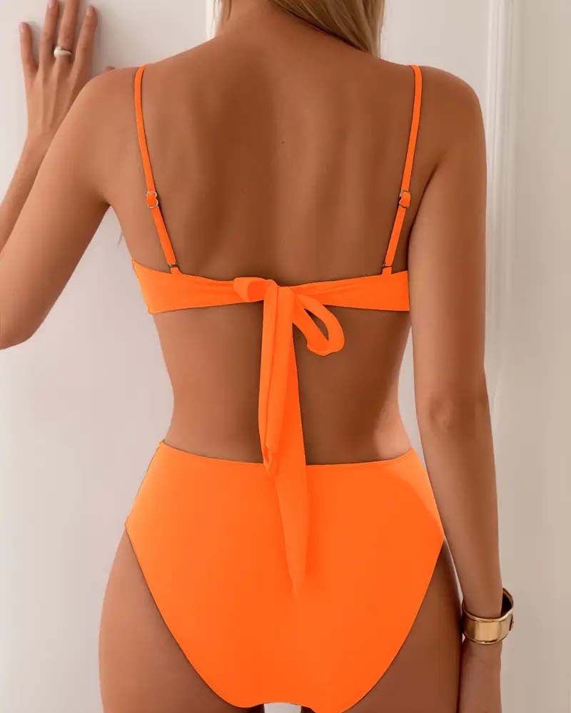 Stylish & Sexy Two-Piece Bikini