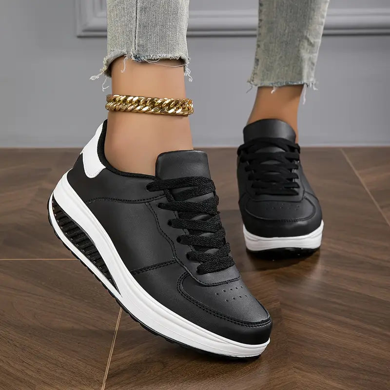DAMI / DAMENSNEAKER: ATMUNGSAKTIVE SCHUHE MIT PLATEAUSOHLE