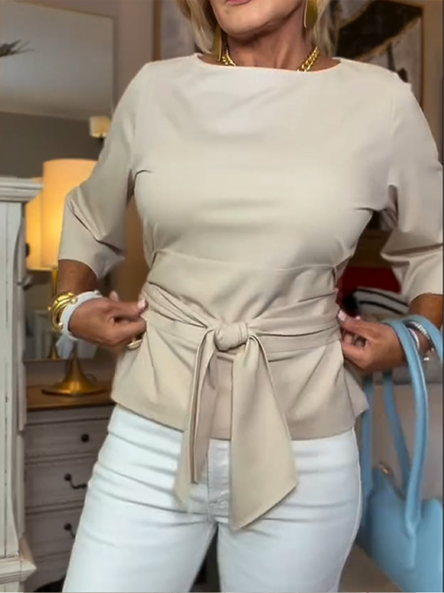 ENA / LOCKER SITZENDES BAUMWOLL-T-SHIRT FÜR DAMEN MIT SCHLEIFE