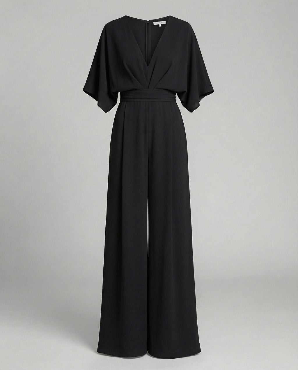 Eleganter Jumpsuit mit kurzen Ärmeln und V-Ausschnitt