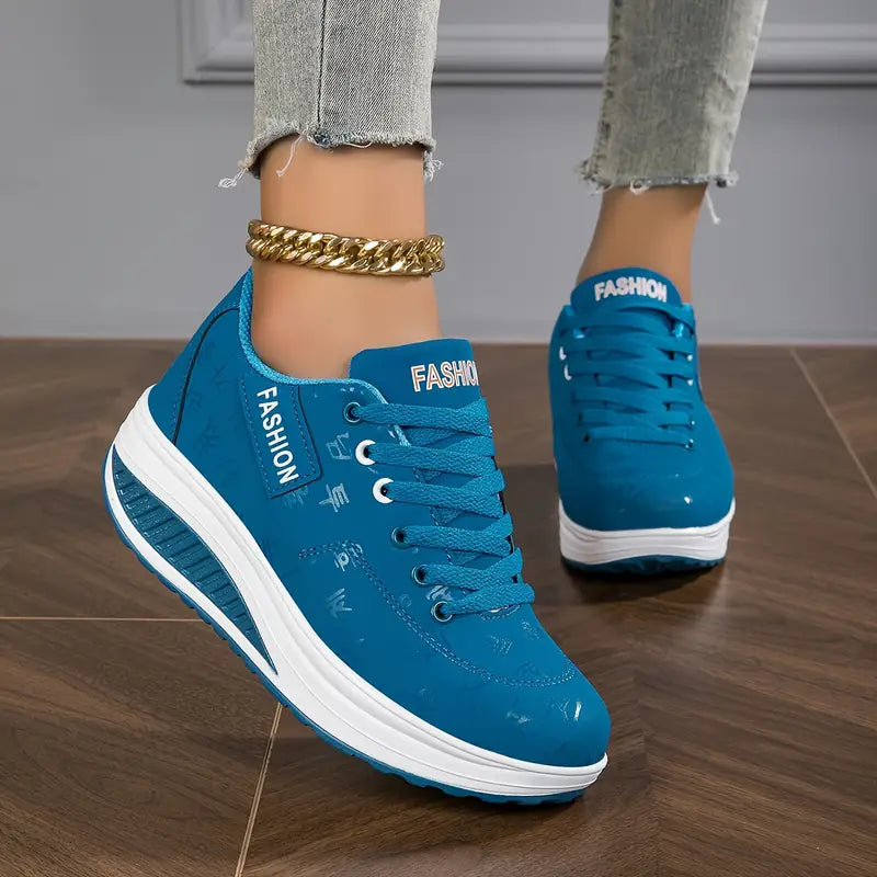 DAMI / DAMENSNEAKER: ATMUNGSAKTIVE SCHUHE MIT PLATEAUSOHLE