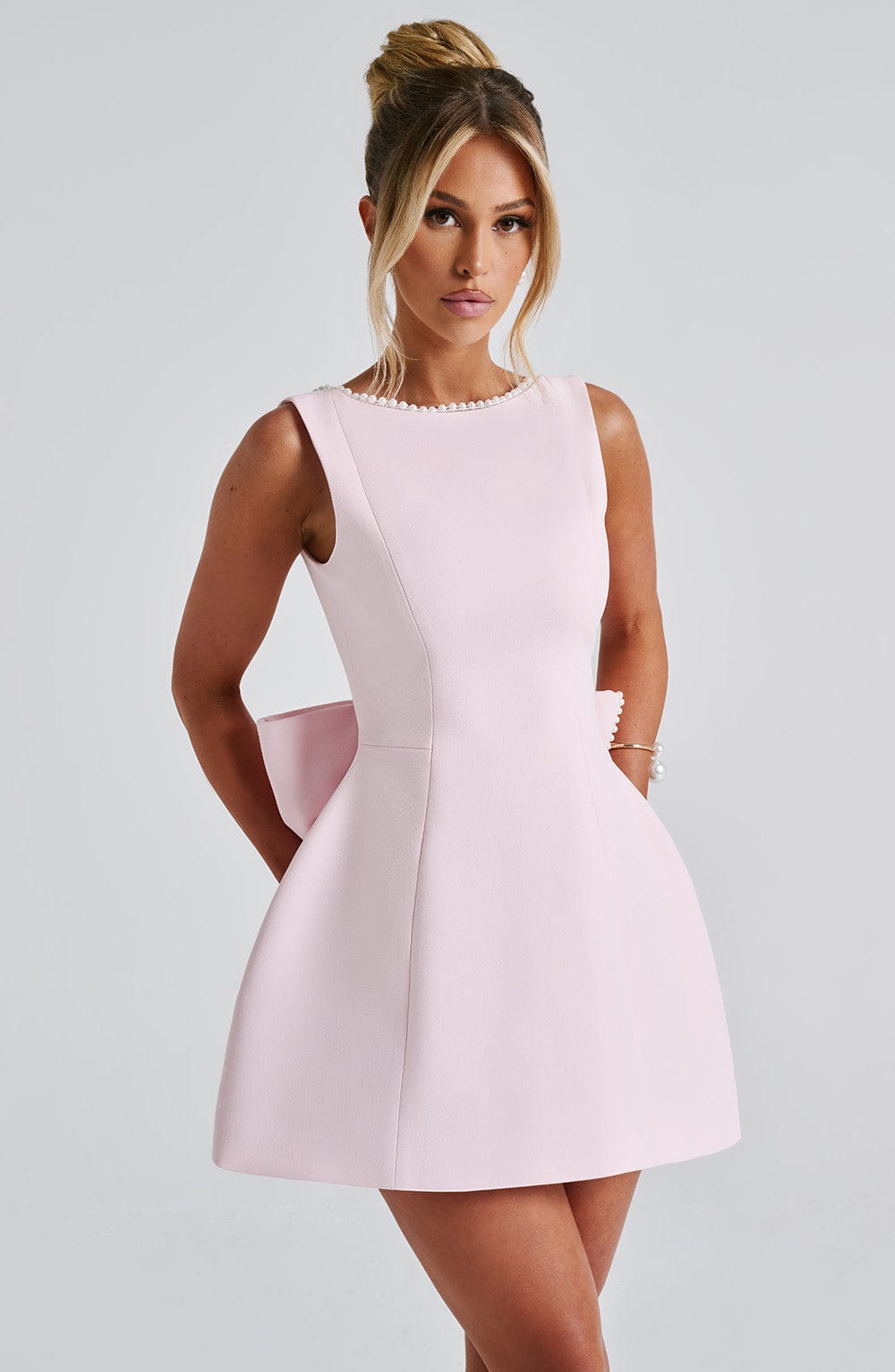 Narula | Damen Mini Kleid A-Linie Perlenkragen Schleife Festlich