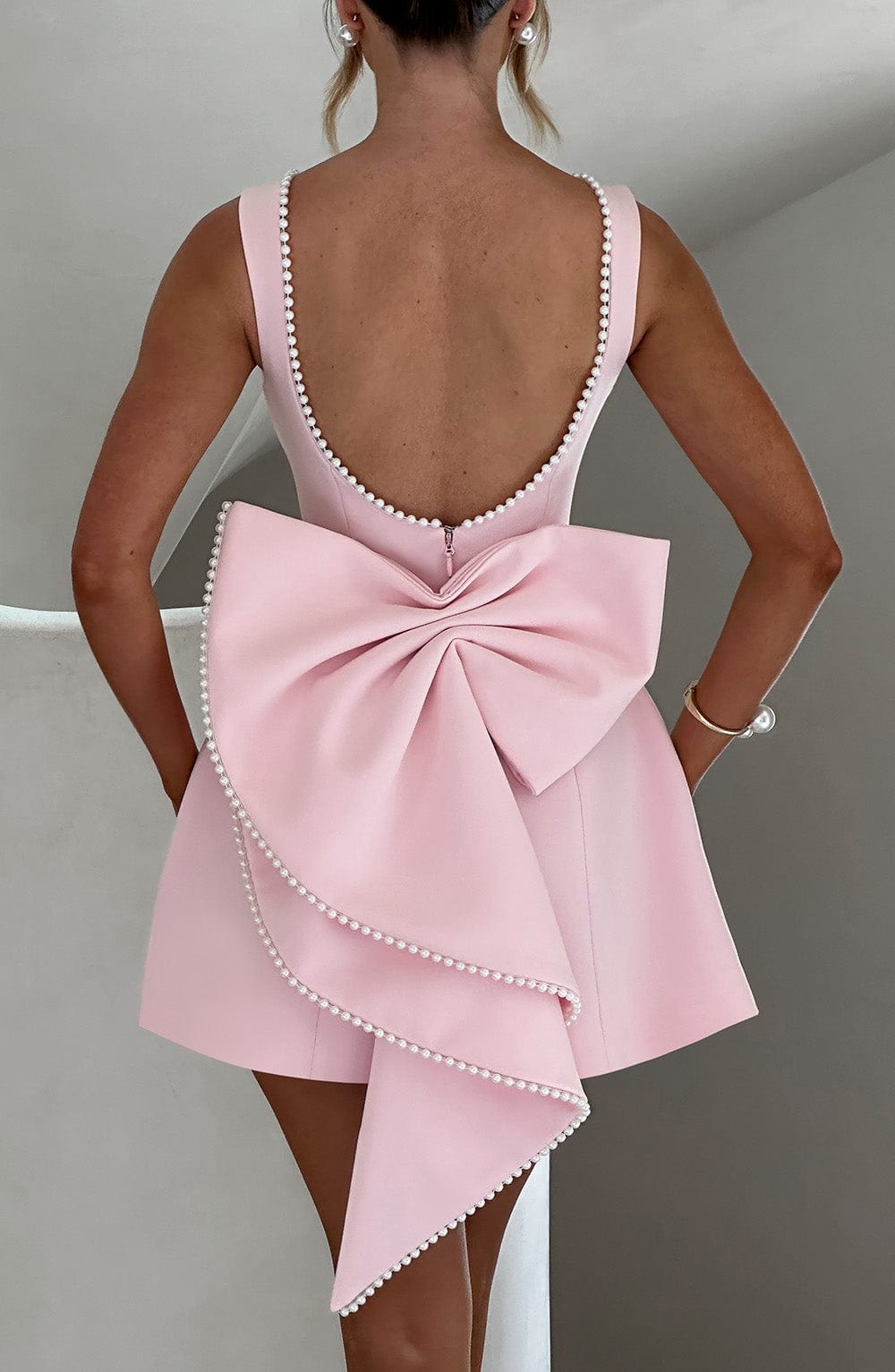Narula | Damen Mini Kleid A-Linie Perlenkragen Schleife Festlich