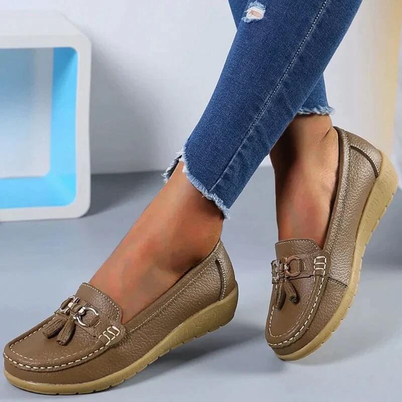 Bella | Damen Leder Loafer Flach Komfort Quaste Slipper