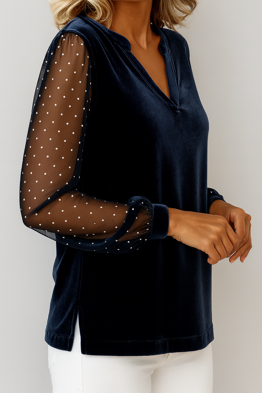 Bluse Damen | Punktärmel & Eleganter Ausschnitt