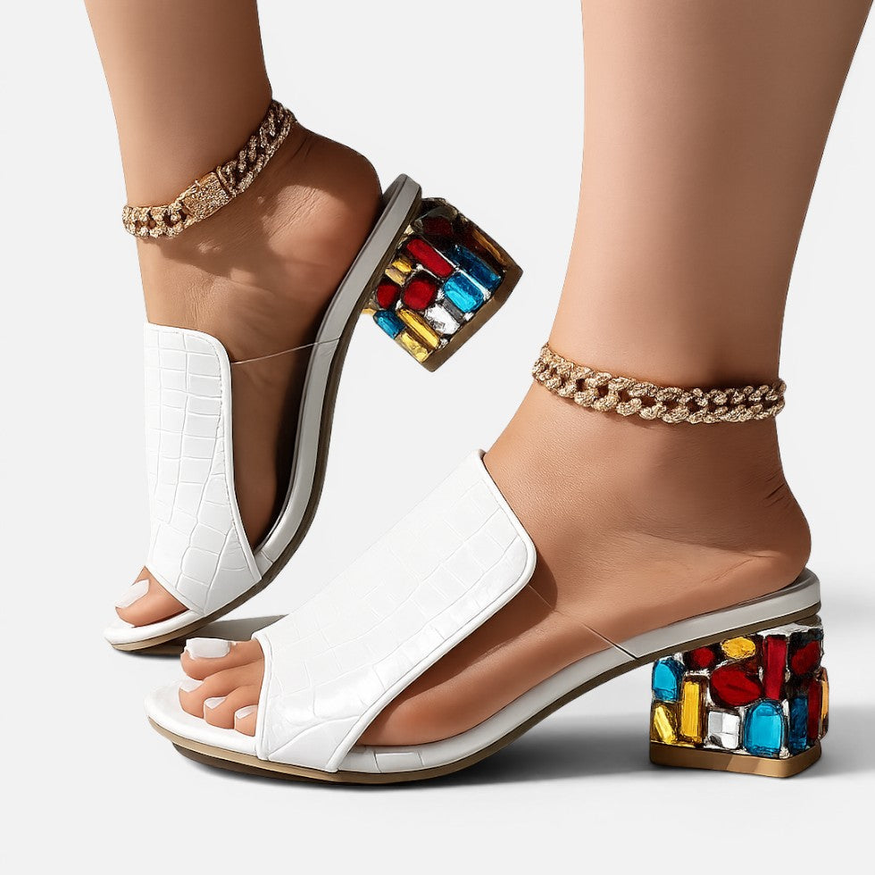 Pantoletten mit Schmuckabsatz und Transparentdetails