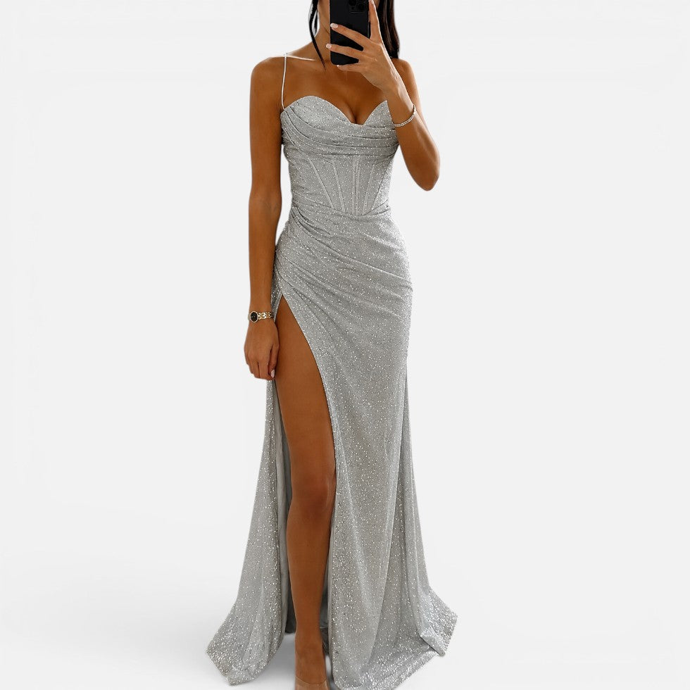 Glitzer Maxikleid mit Beinschlitz und Spaghettiträgern