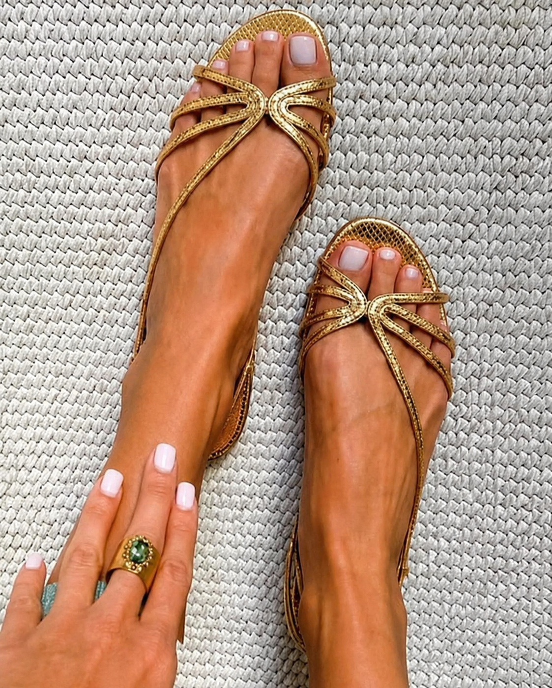 Ginevra | Elegante Goldene Sandalen für den Sommer