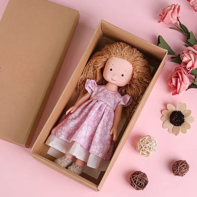CuddlyCharm | Plüsch-Anziehpuppe mit Accessoires Geschenkset