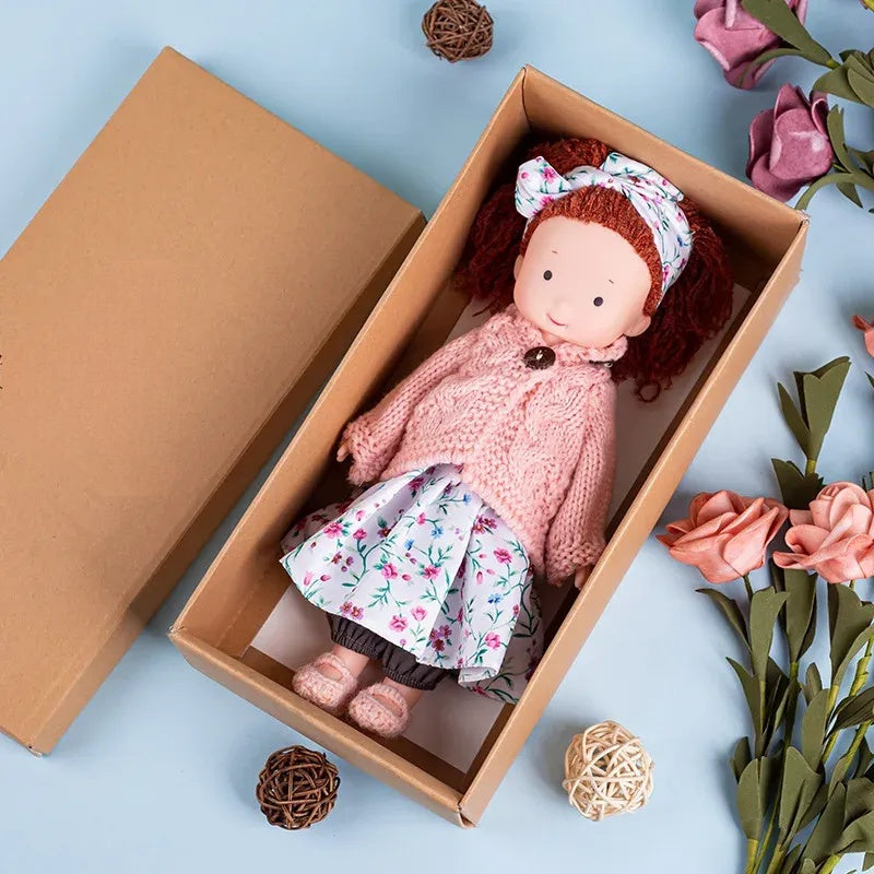 CuddlyCharm | Plüsch-Anziehpuppe mit Accessoires Geschenkset