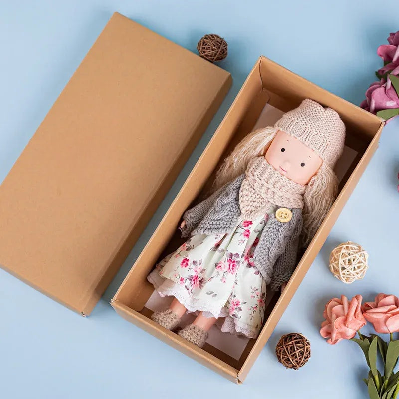 CuddlyCharm | Plüsch-Anziehpuppe mit Accessoires Geschenkset