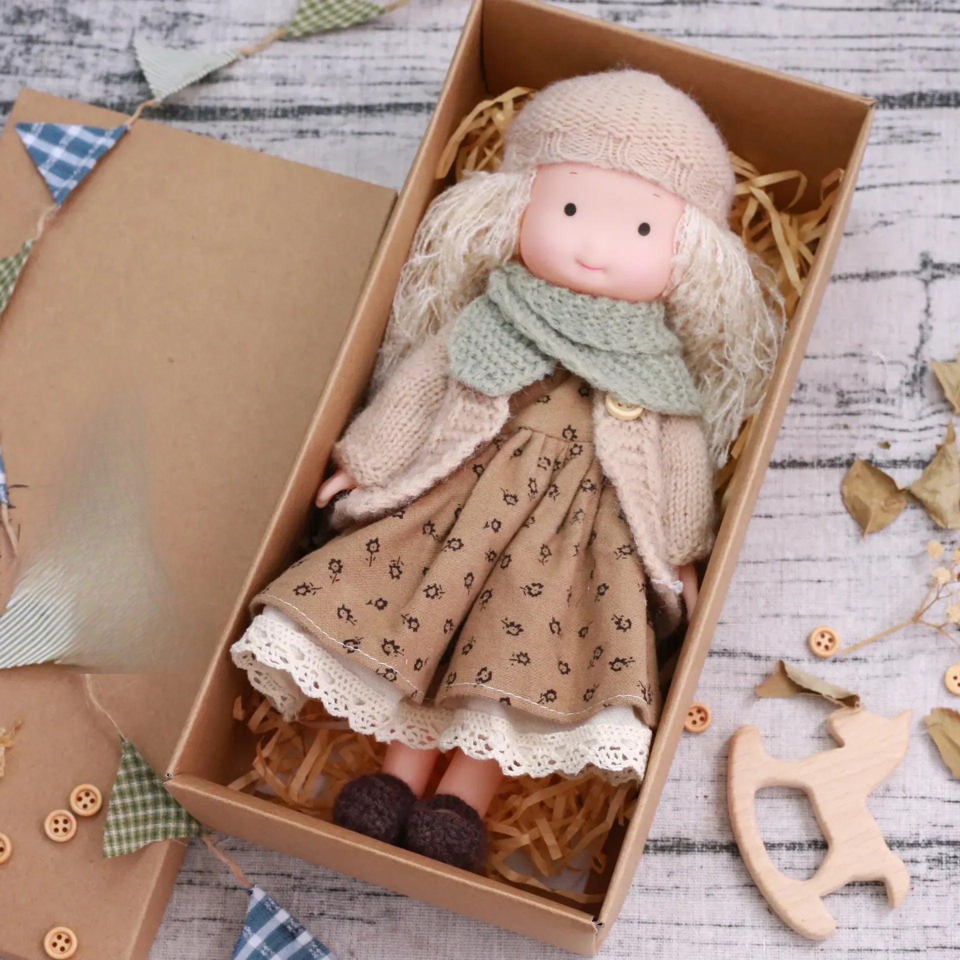 CuddlyCharm | Plüsch-Anziehpuppe mit Accessoires Geschenkset