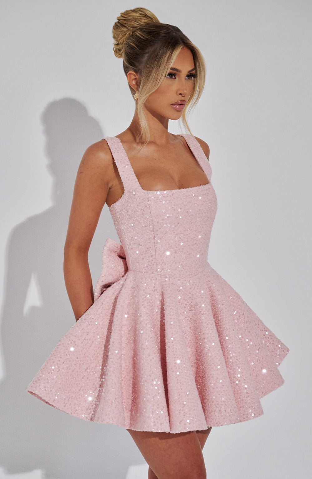 Damen Blush Cocktail Minikleid – Seraphina