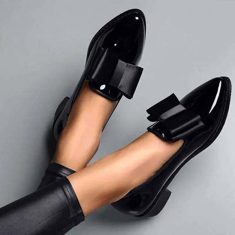 Damen Glänzende Orthopädische Loafer mit Blockabsatz