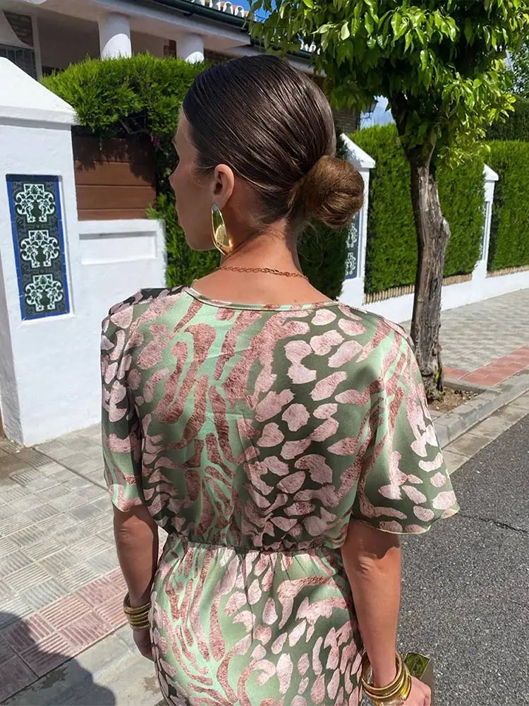 Damen Wickel-Midikleid mit klassischem Schnitt