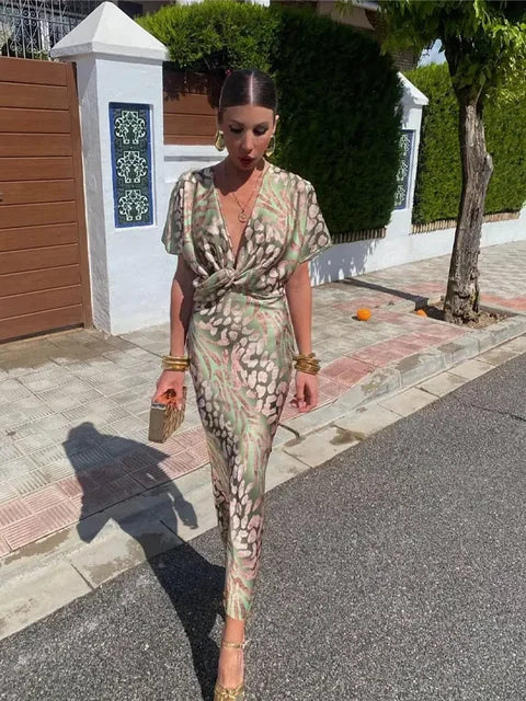 Damen Wickel-Midikleid mit klassischem Schnitt