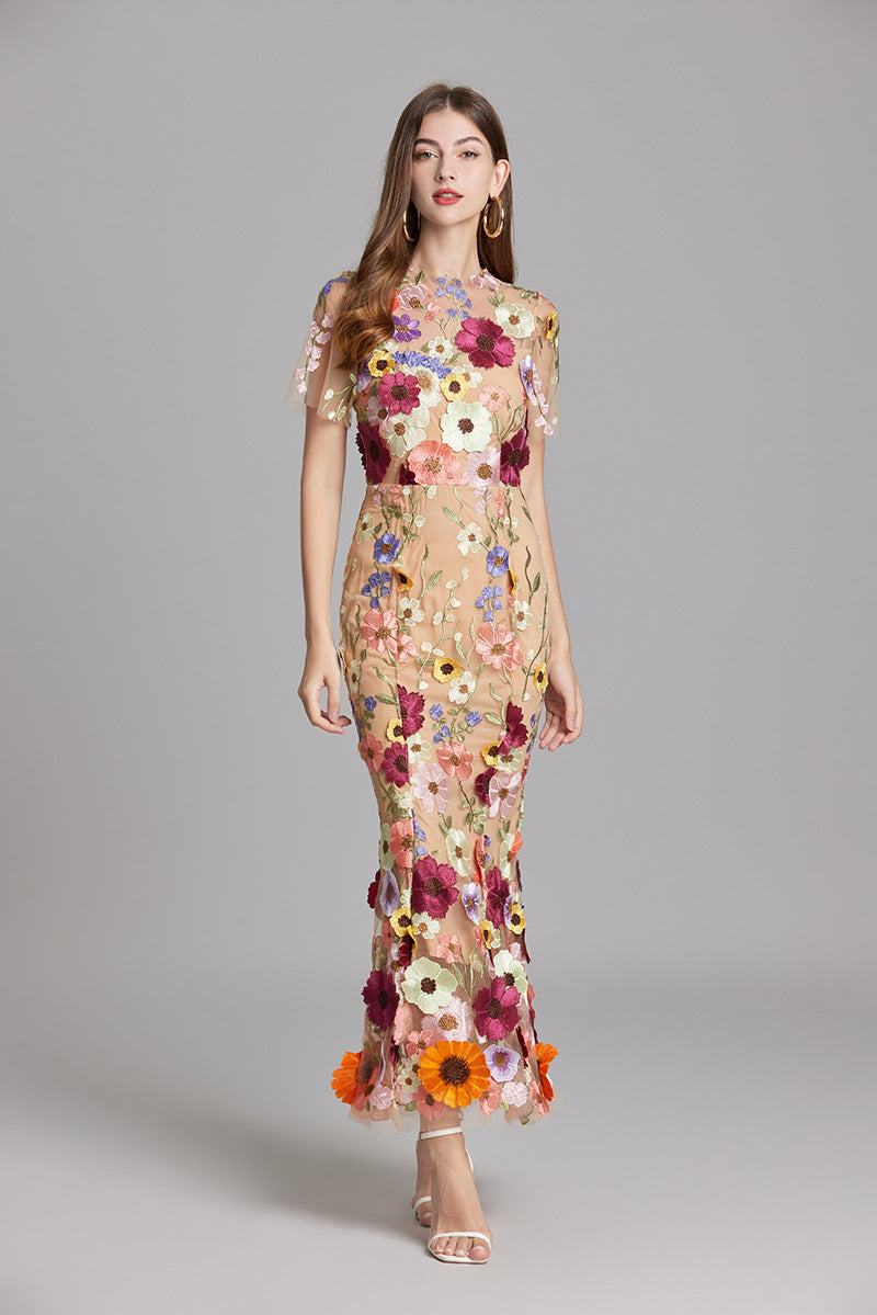 Damenkleid Maxi | 3D-Blüten-Optik & definierte Silhouette