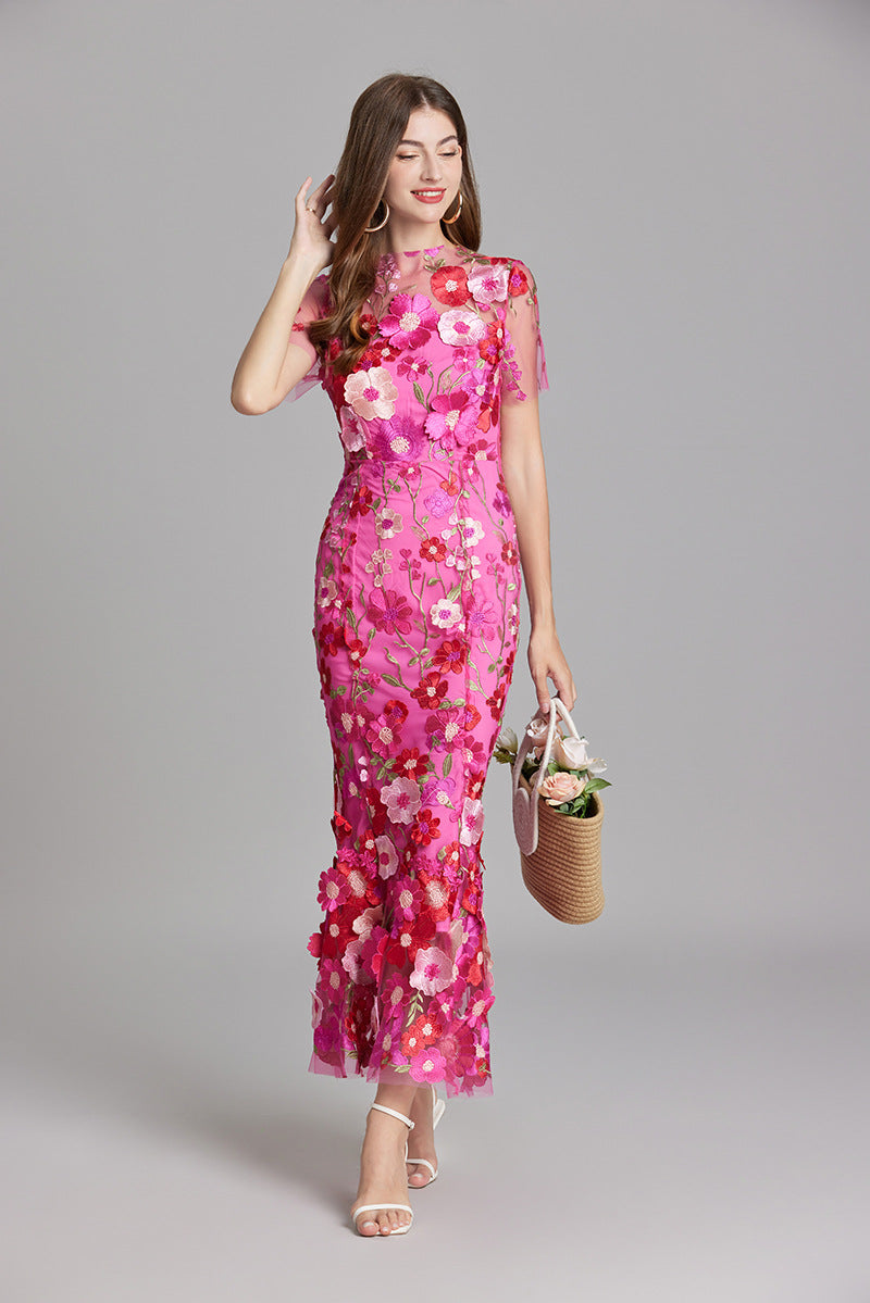 Damenkleid Maxi | 3D-Blüten-Optik & definierte Silhouette