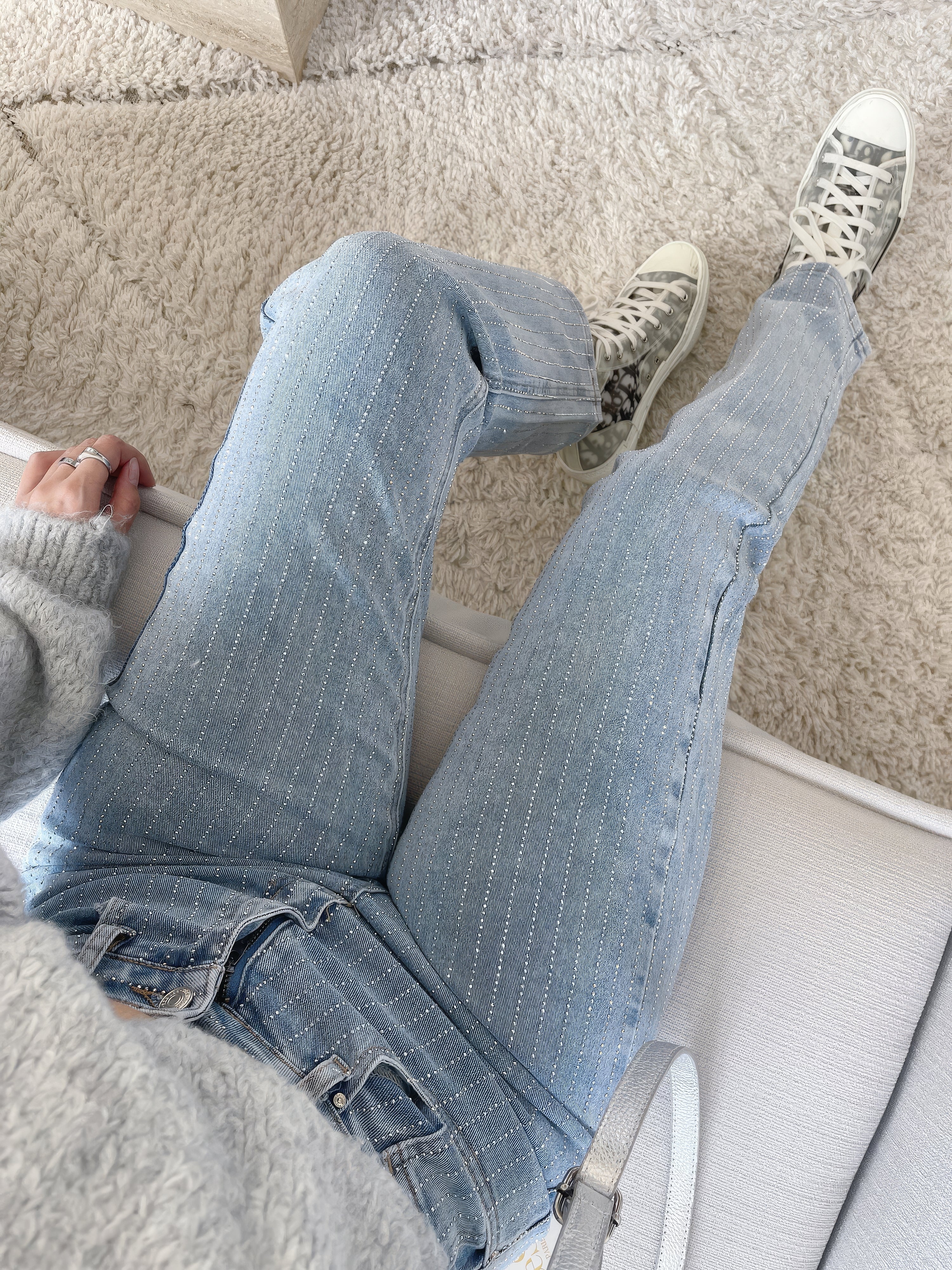 Denim Jeans Glänzende Damen | Strassdetails & Zeitloser Straight-Cut