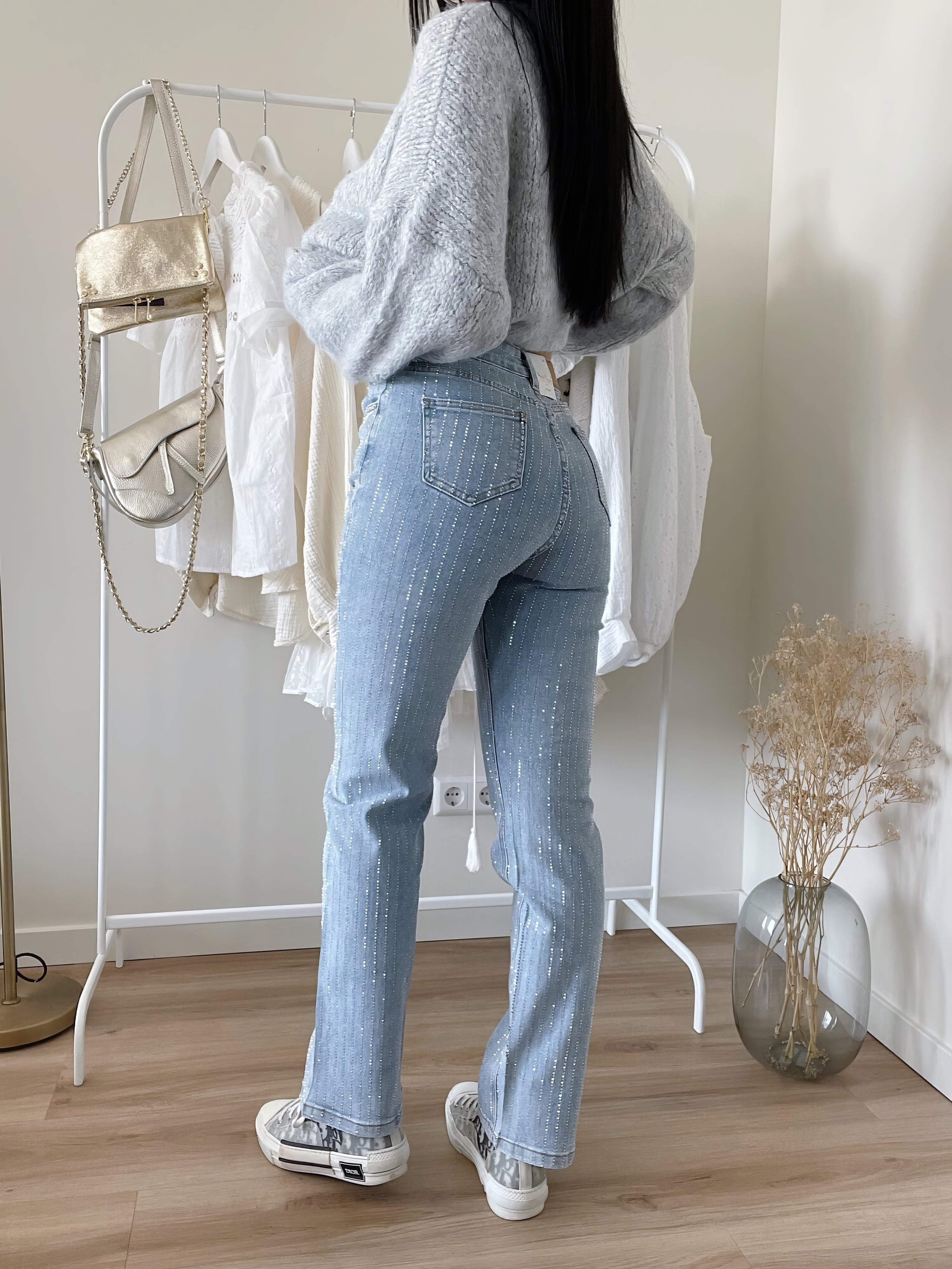 Denim Jeans Glänzende Damen | Strassdetails & Zeitloser Straight-Cut