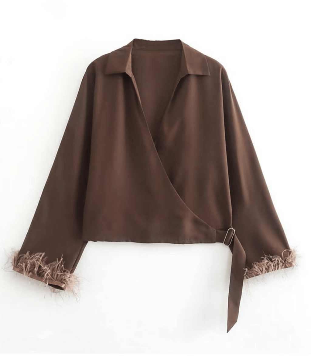 Elegante Satin-Wickelbluse