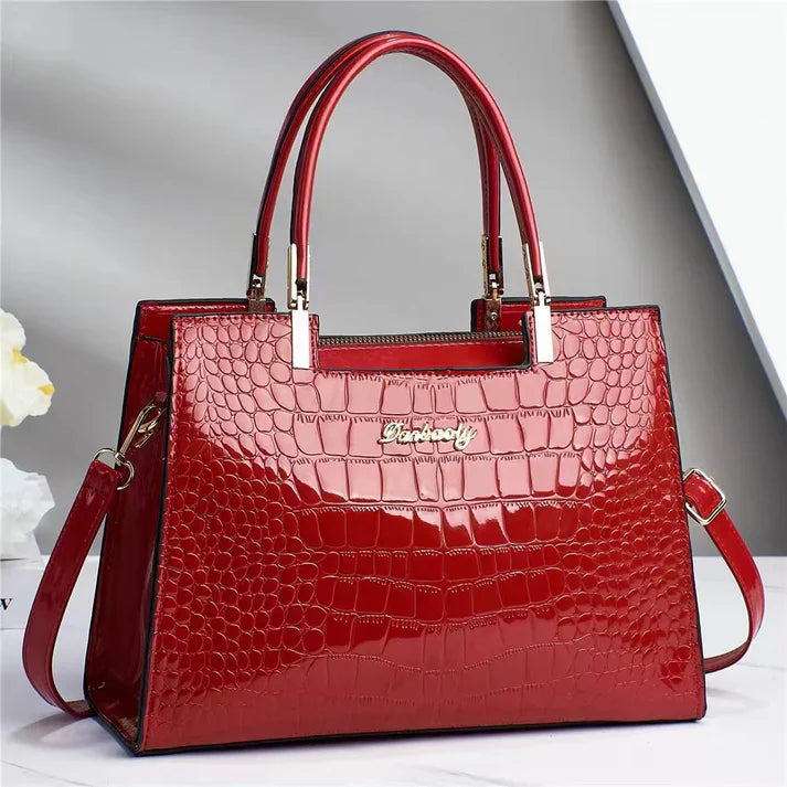 Elegante Damenhandtasche aus echtem Leder mit stilvollem Hochglanzfinish