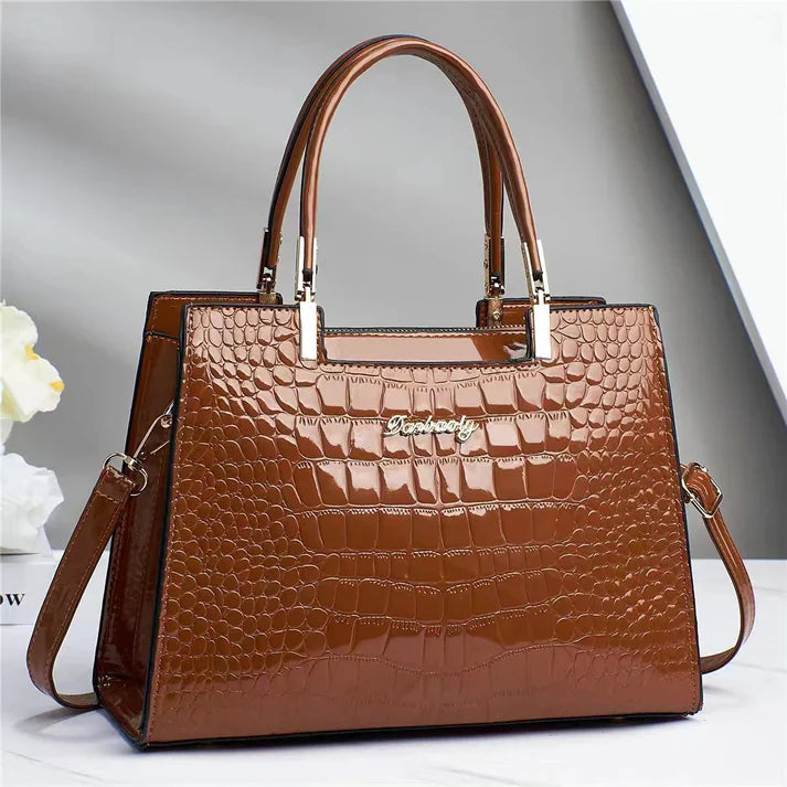 Elegante Damenhandtasche aus echtem Leder mit stilvollem Hochglanzfinish