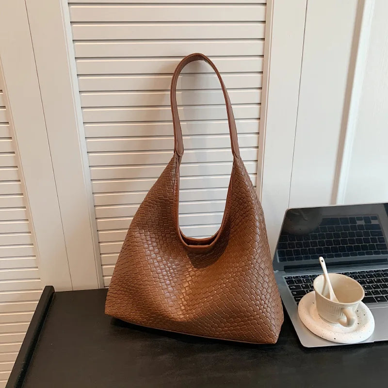 Elegante Damenhandtasche aus stilvollem, strapazierfähigem Leder