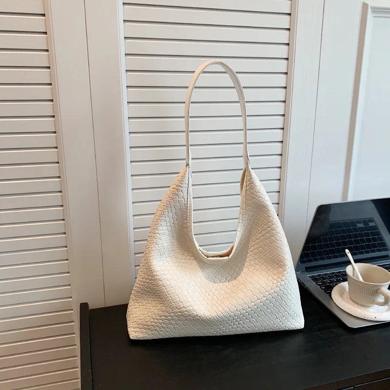 Elegante Damenhandtasche aus stilvollem, strapazierfähigem Leder