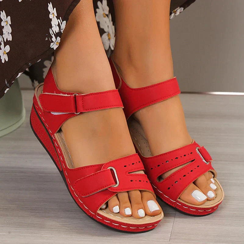 Elegante Damensandalen für den Sommer – Bequeme orthopädische Sandalen mit verstellbarer Passform
