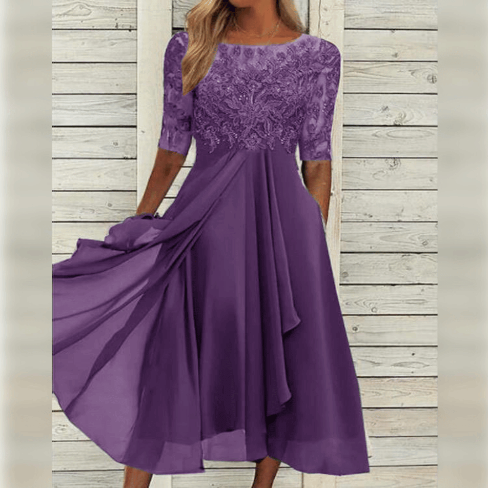 Elegantes Abendkleid mit Spitzendetails und 3/4-Ärmeln für besondere Anlässe