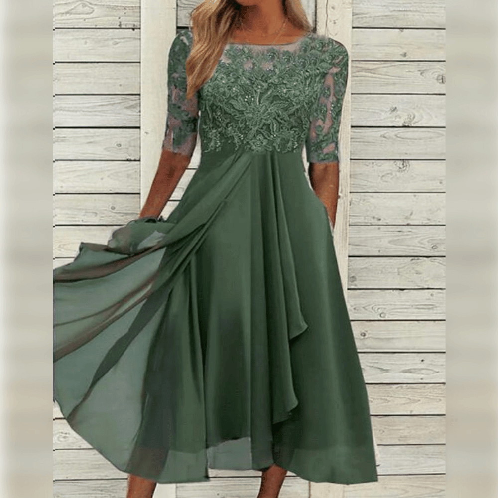 Elegantes Abendkleid mit Spitzendetails und 3/4-Ärmeln für besondere Anlässe