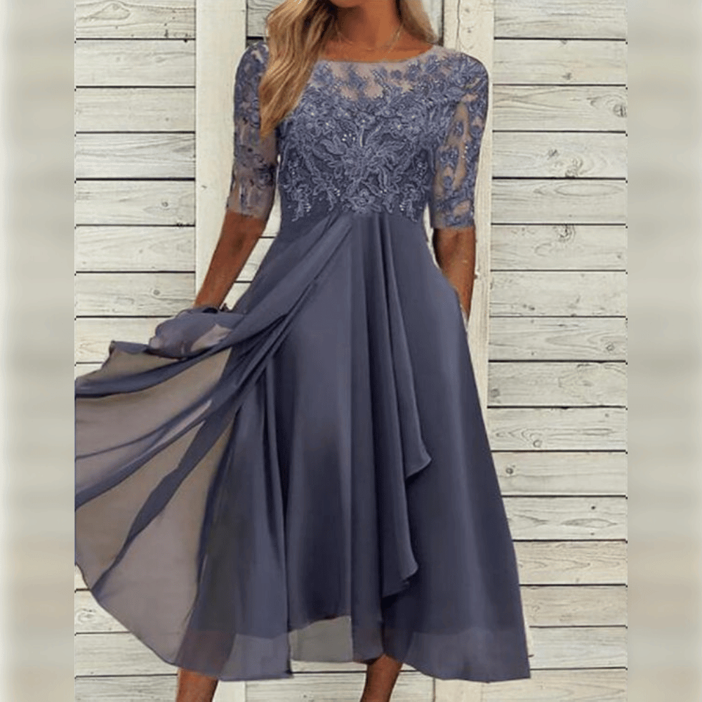 Elegantes Abendkleid mit Spitzendetails und 3/4-Ärmeln für besondere Anlässe