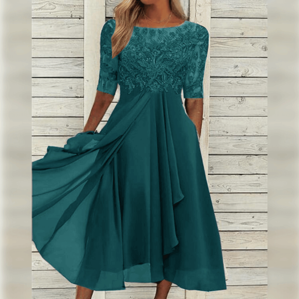 Elegantes Abendkleid mit Spitzendetails und 3/4-Ärmeln für besondere Anlässe