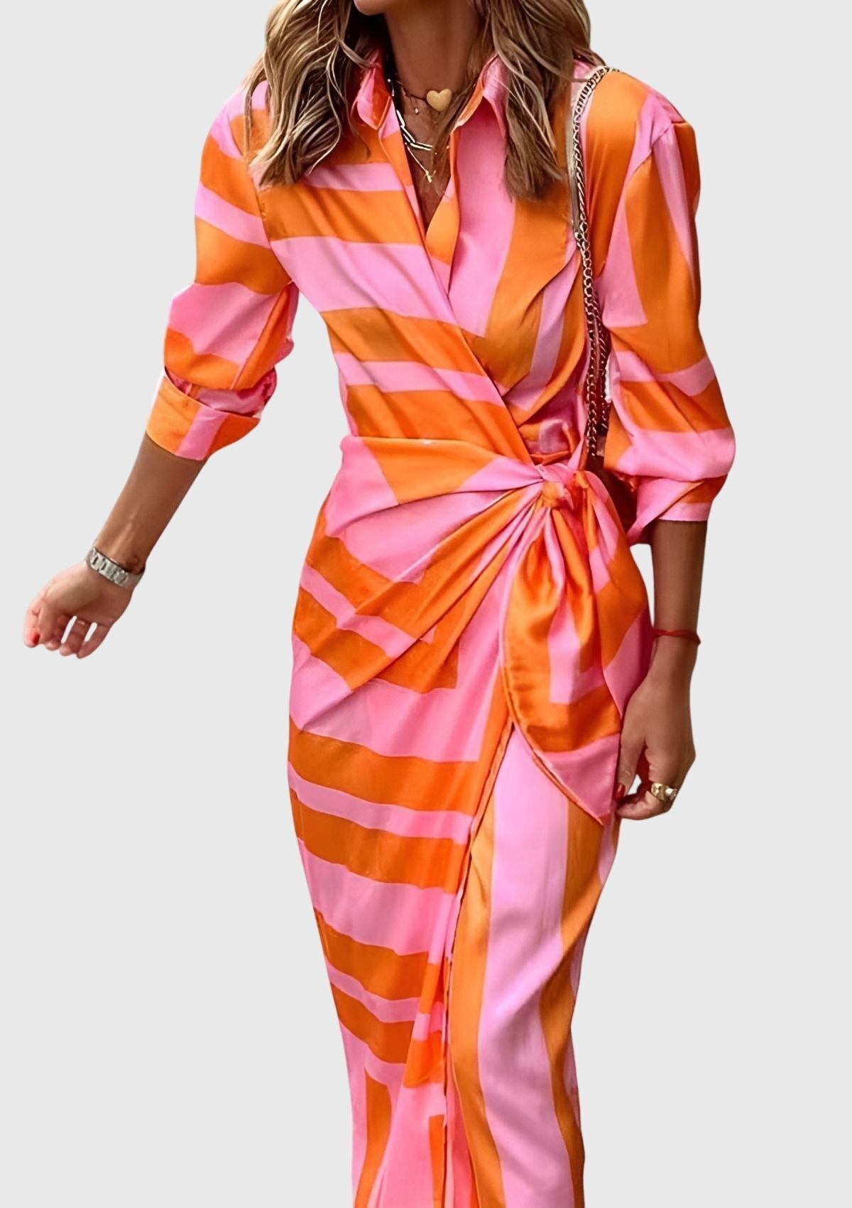 Elegantes Wickelkleid für Frauen – Stilvolles Sommerkleid mit modernem Druck