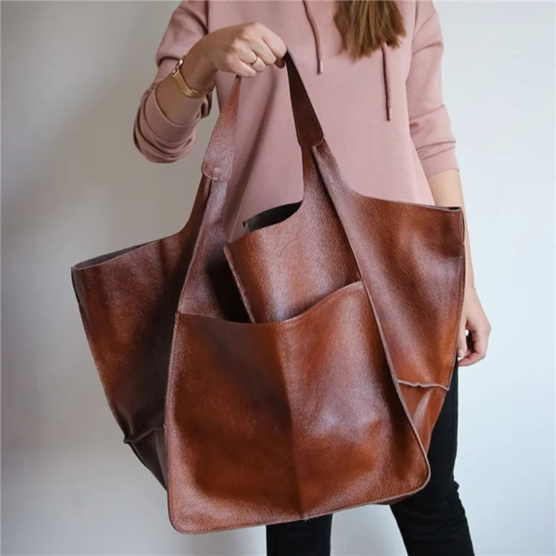 Geräumige Damen, elegantes Design, echtes