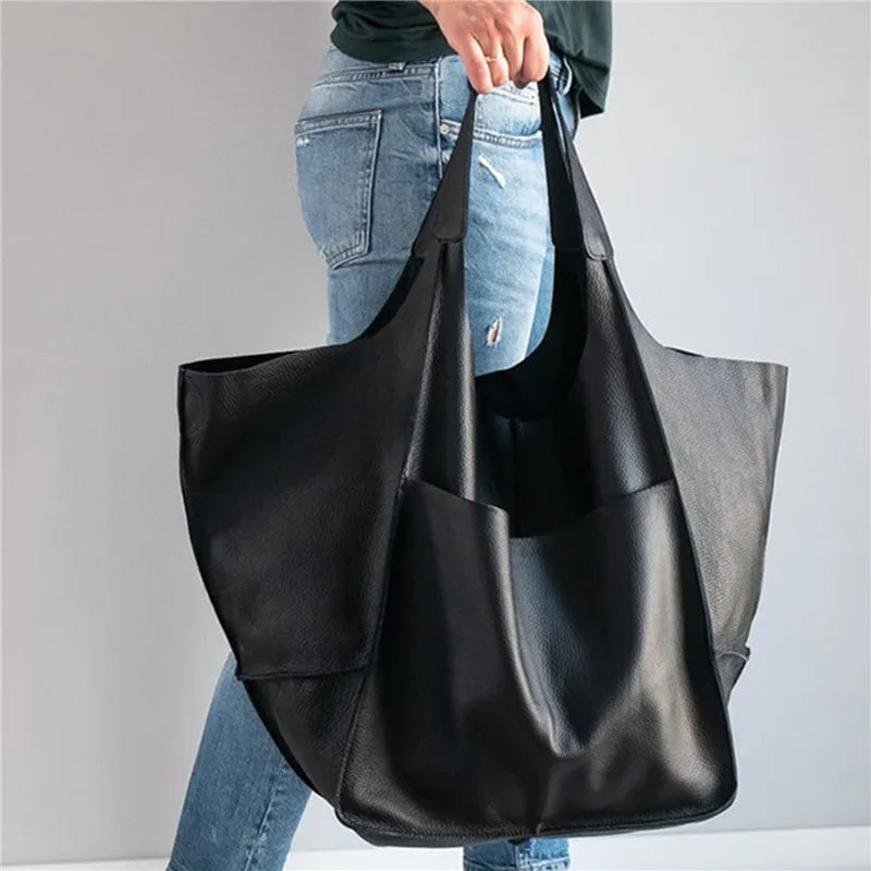 Geräumige Damen, elegantes Design, echtes