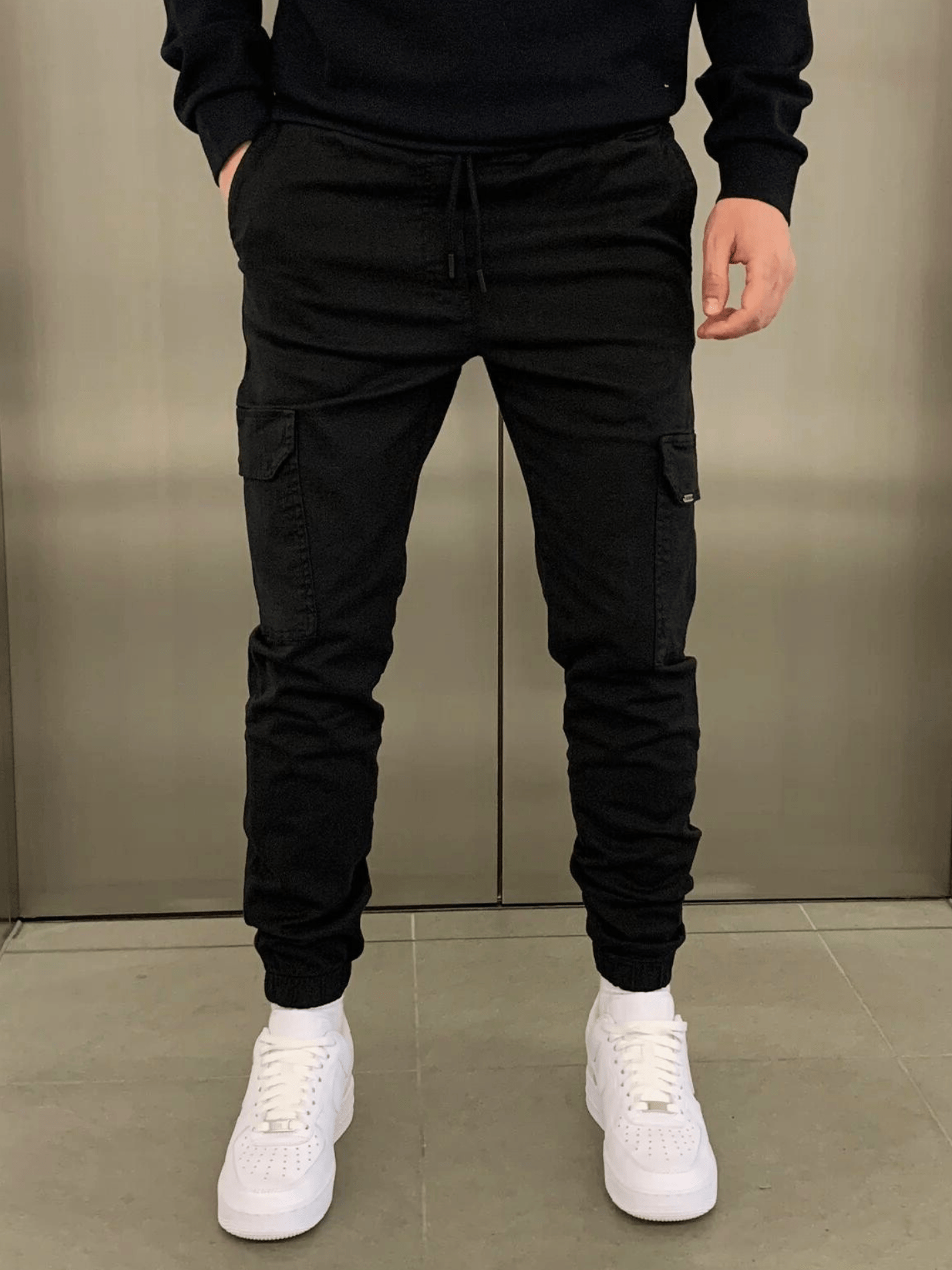 RENALDO / HERREN LANGE CARGOHOSEN MIT KNOTEN UND ENGEM DESIGN