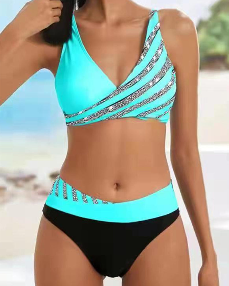 Mona - Bunt bedruckter Bikini in warmen Farbtönen