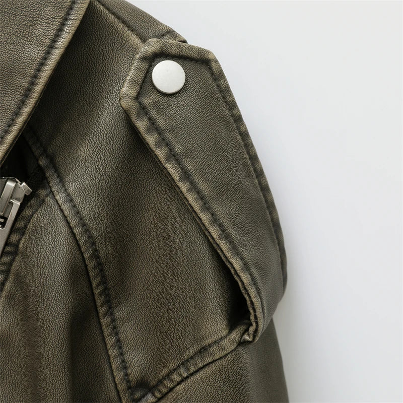 Jacke Damen | Kurz & Cool im Bikerlook