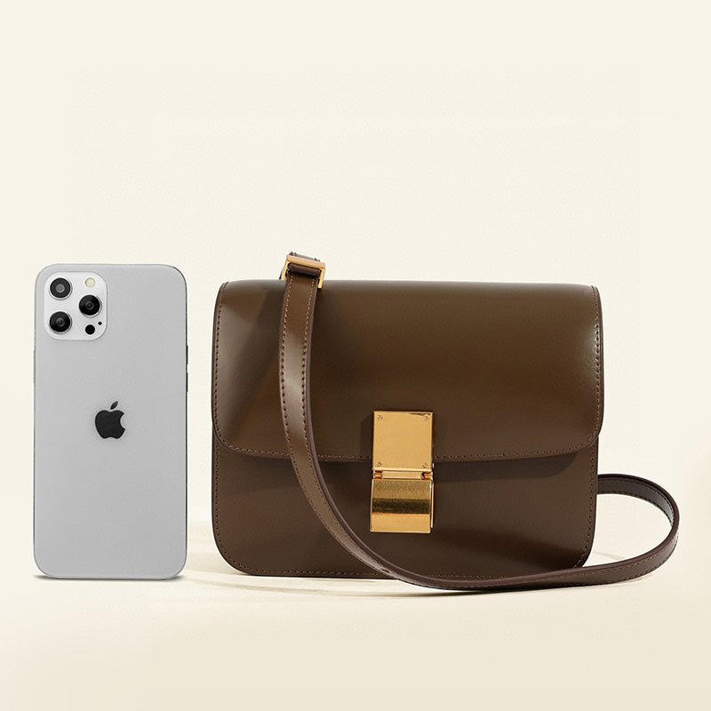 Klassische Damen-Schultertasche mit Überschlag aus echtem Leder