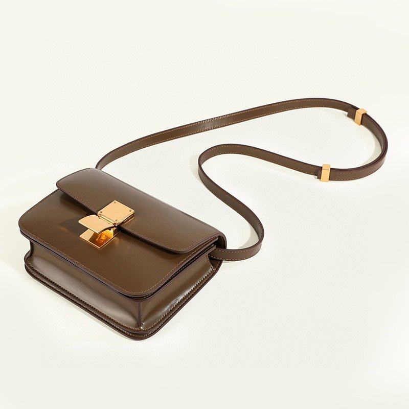 Klassische Damen-Schultertasche mit Überschlag aus echtem Leder