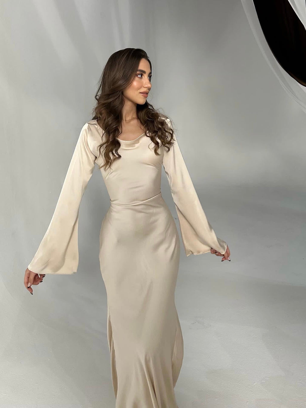 Langärmliges Maxikleid - Mühelose Eleganz für jeden Anlass