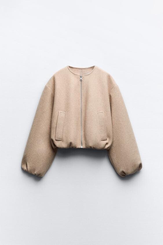 Kurze Jacke für Damen mit Puffärmeln und kragenlosem Rundhalsausschnitt